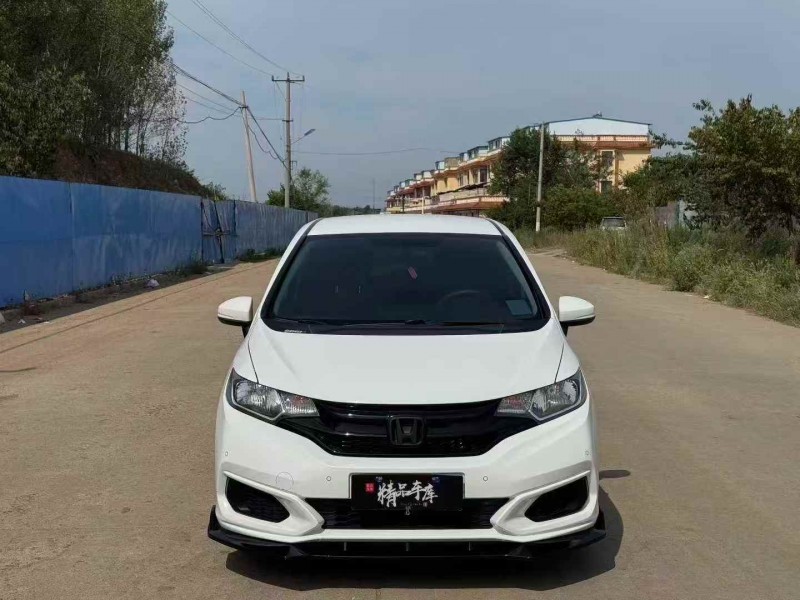 济宁19年本田飞度1