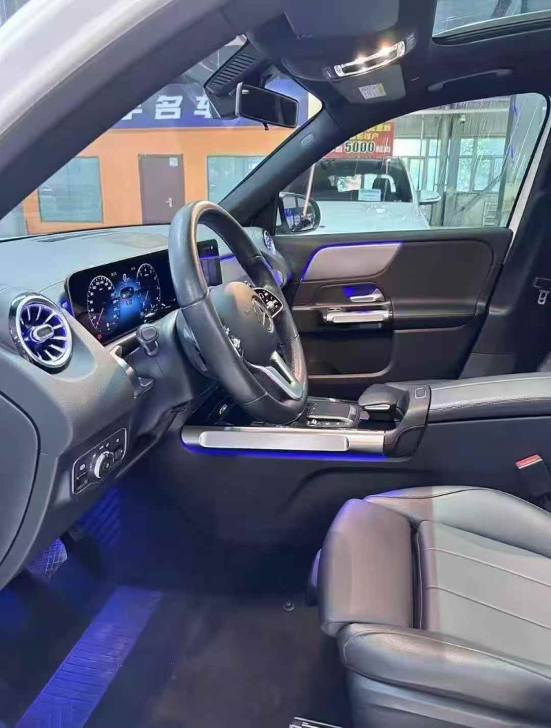 枣庄20年奔驰GLB5