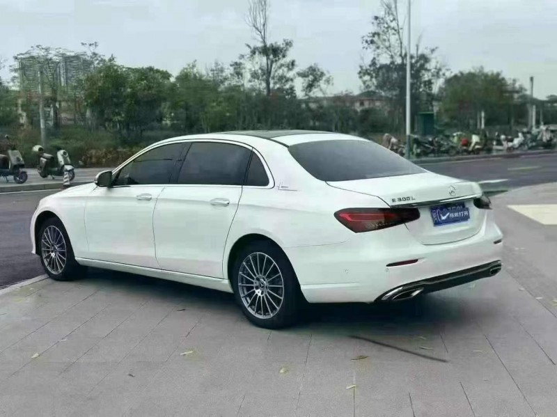 东莞21年奔驰E8