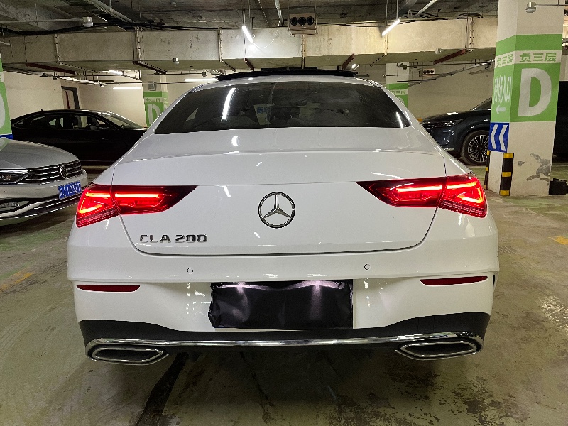 成都22年奔馳CLA7