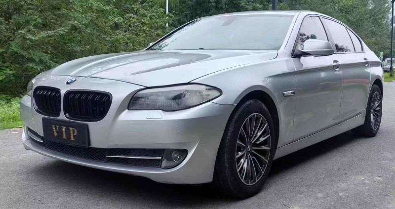 常德12年宝马5系3