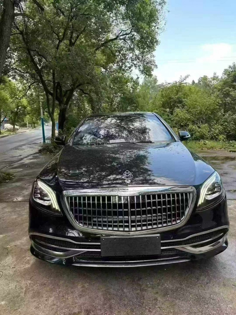 益阳19年奔驰迈巴赫S级1