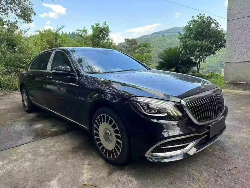 益阳19年奔驰迈巴赫S级2