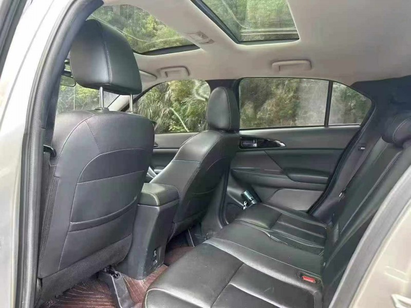 邵阳19年三菱奕歌6