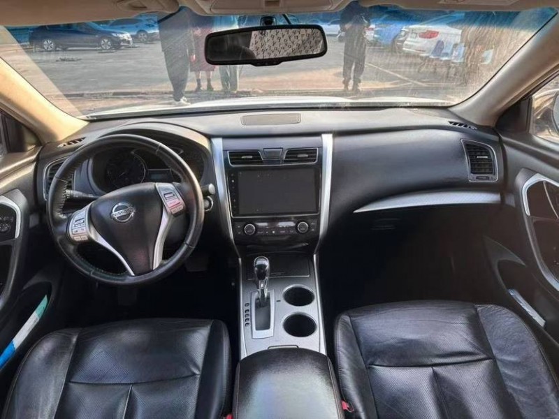 東莞18年日產天籟6