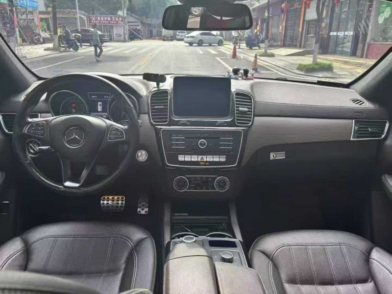 常德19年奔驰GLE4