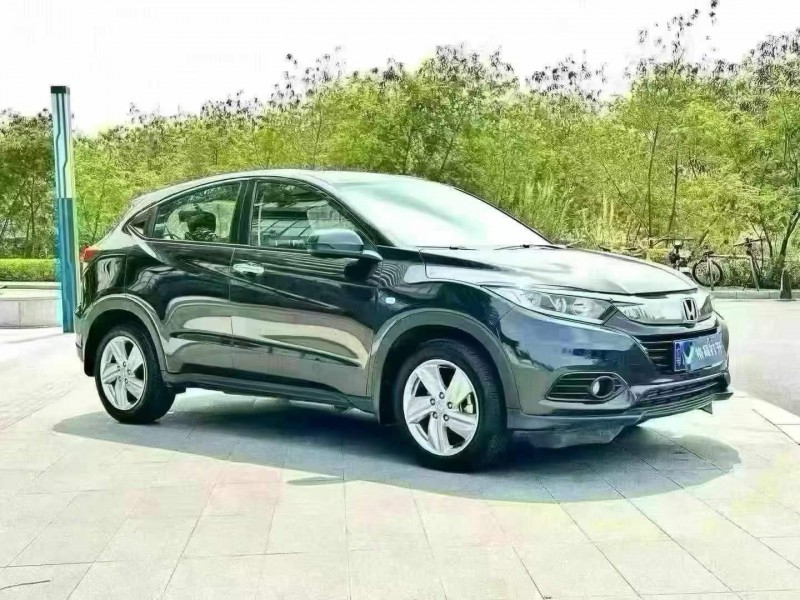 东莞22年本田缤智3