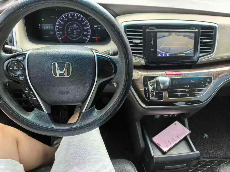 济宁18年本田奥德赛4