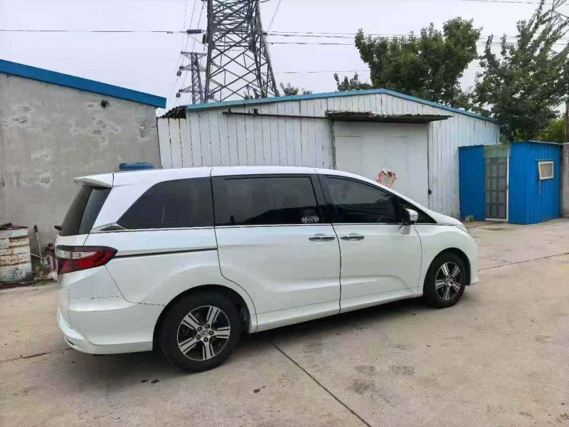 济宁18年本田奥德赛7