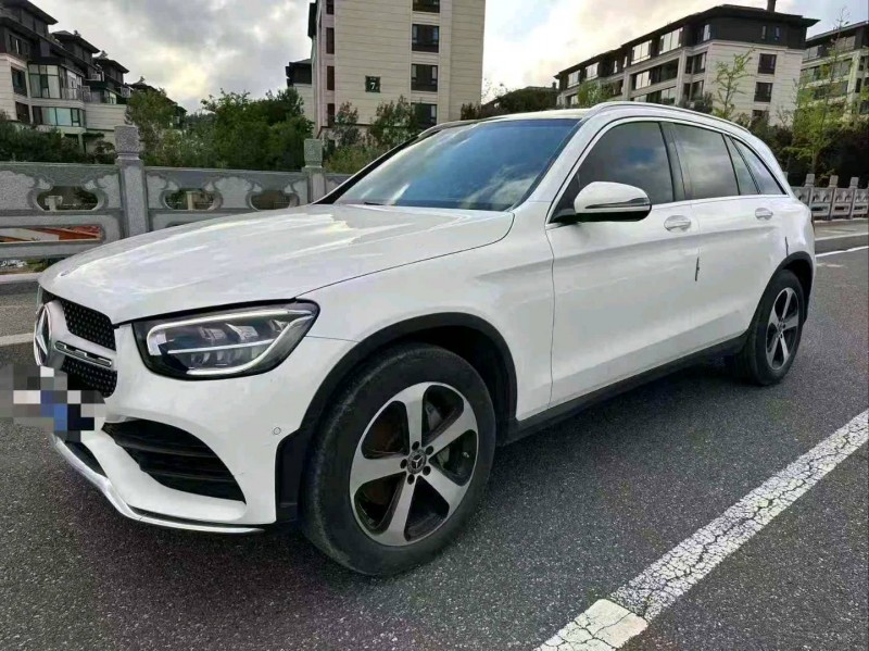 济宁22年奔驰GLC2