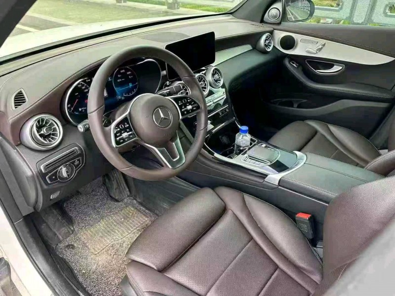 济宁22年奔驰GLC5