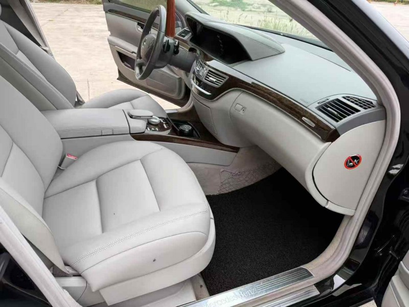 徐州13年奔驰SL6