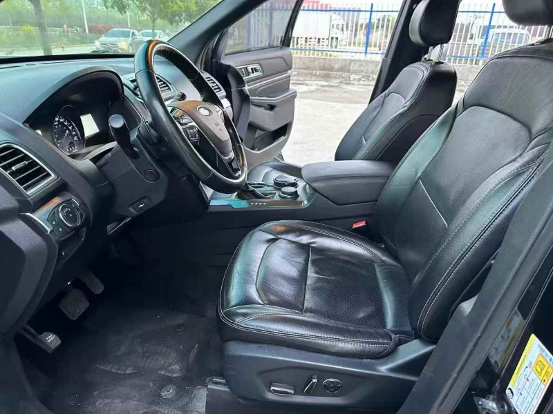 徐州17年福特探险者4