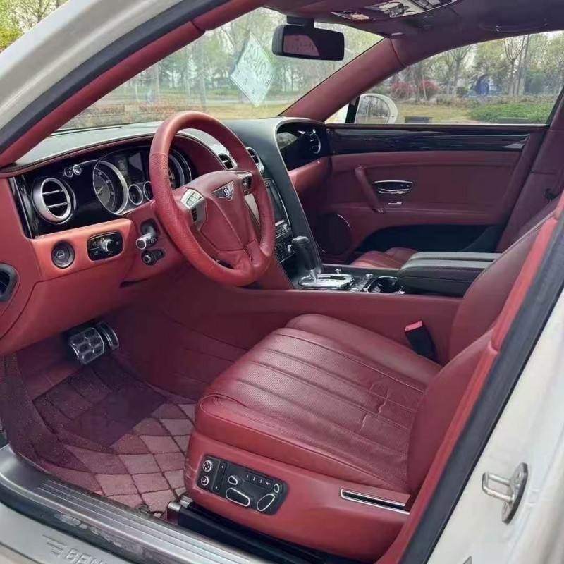 济宁15年宾利飞驰4