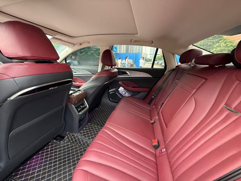 南宁23年红旗H56