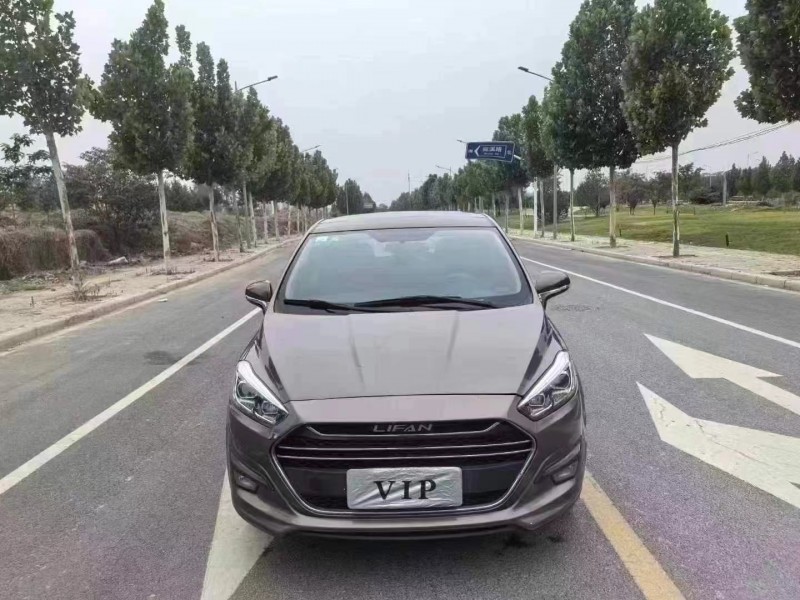 鄭州18年力帆汽車軒朗1