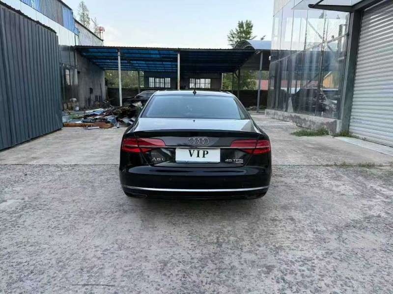徐州15年奥迪A8L9