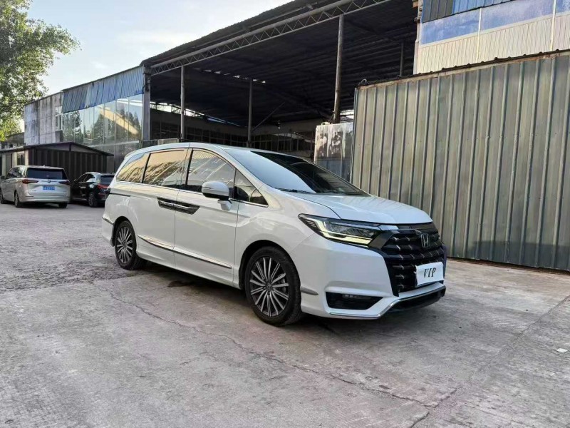 徐州23年本田艾力绅3