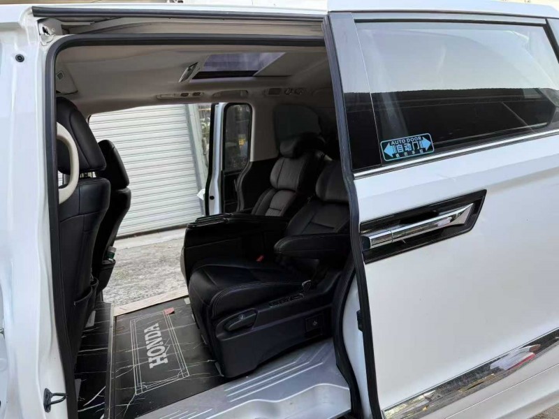 徐州16年本田艾力绅7