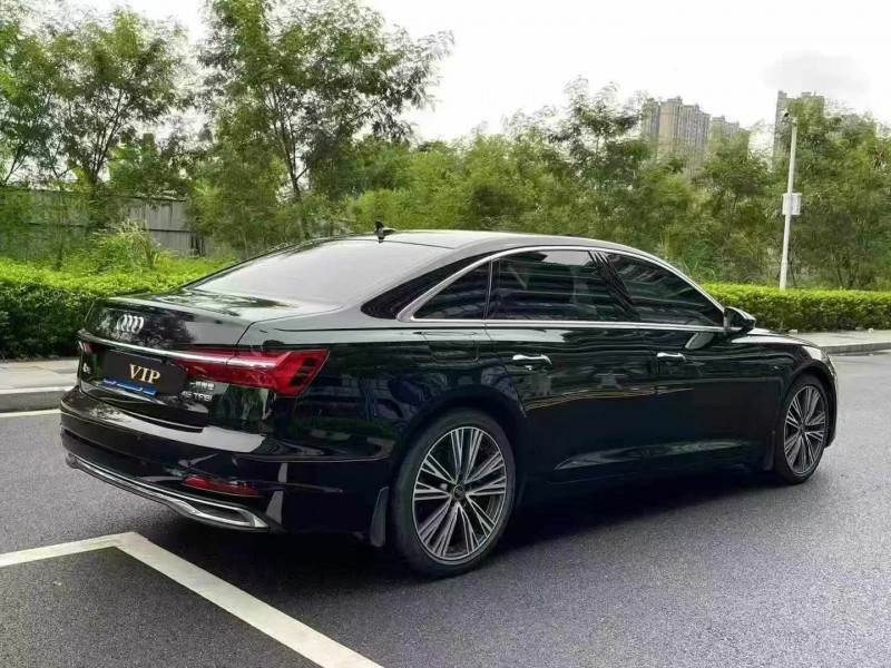 深圳23年奥迪A6L8