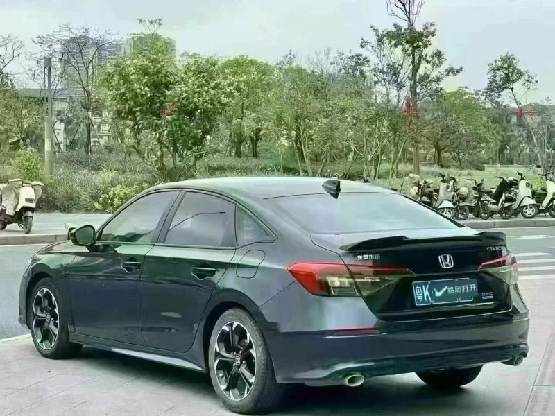东莞22年本田思铂睿8