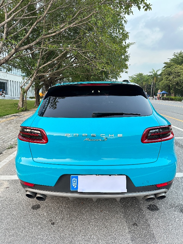 廣州17年保時捷Macan4