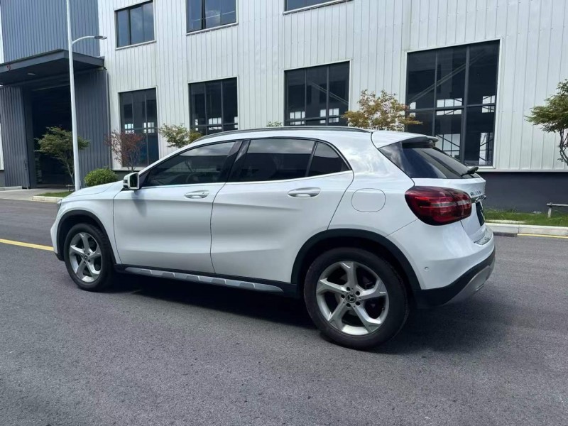 徐州18年奔驰GLA5