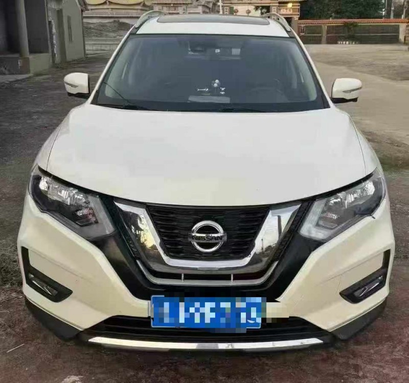 江門19年日產奇駿1