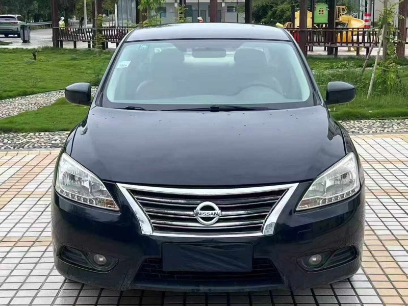 汕頭16年日產軒逸1
