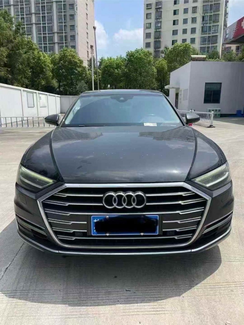 連云港19年奧迪A8L1