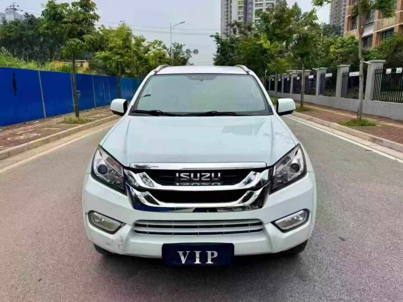 钦州17年五十铃牧游侠1