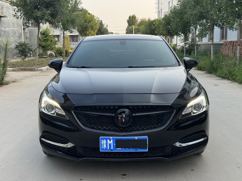 新乡16年别克凯越1