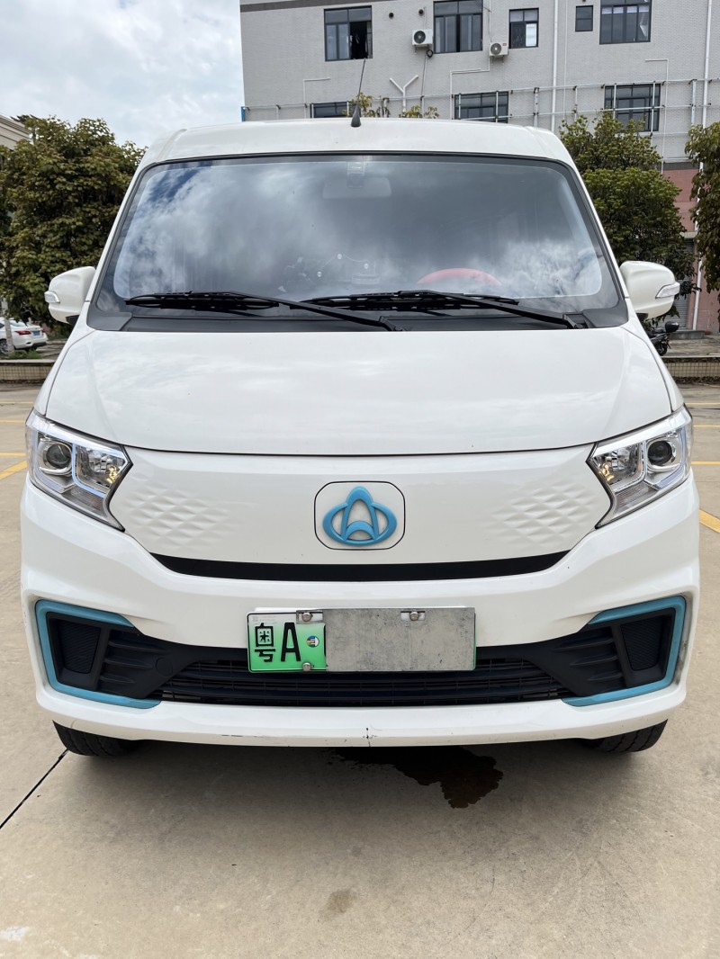 中山24年長安汽車跨越1