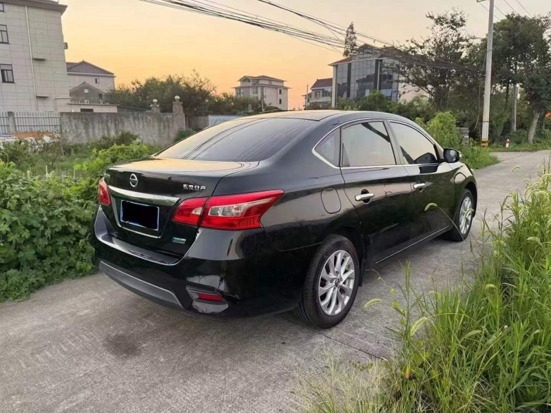 嘉興19年日產軒逸7