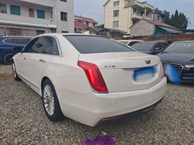 臺州16年凱迪拉克CT66