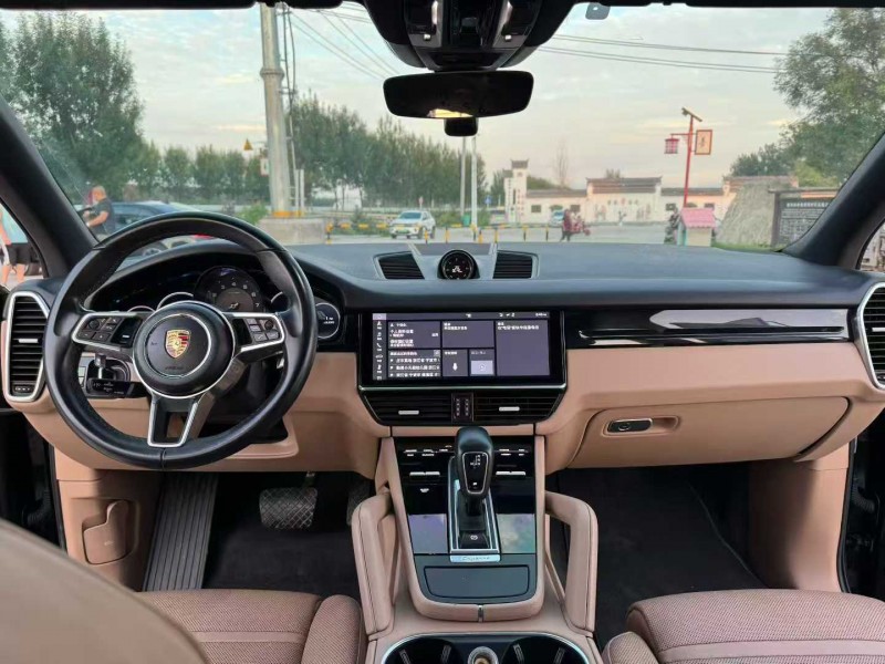 徐州19年保時捷卡宴4