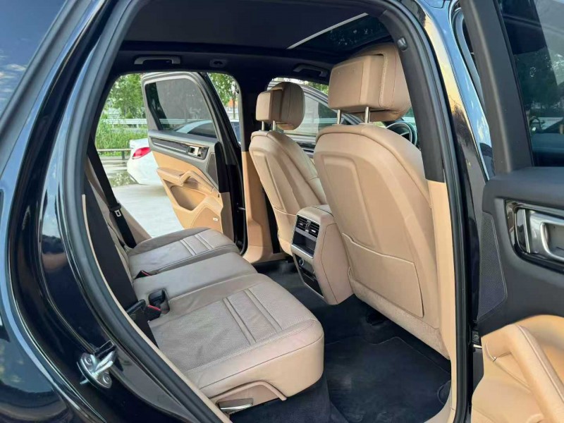 徐州19年保時捷卡宴6