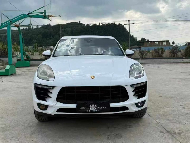 銅仁17年保時捷Macan1