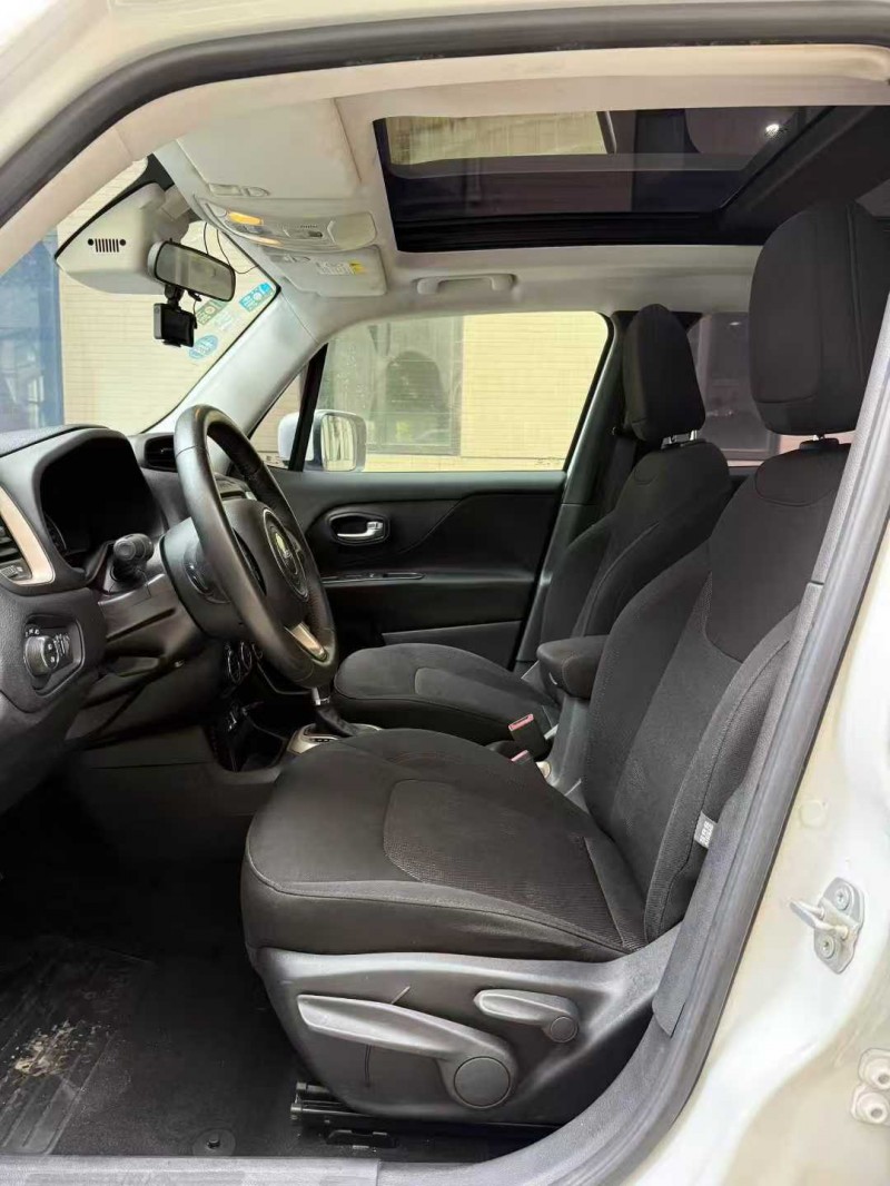 佛山17年Jeep自由侠6