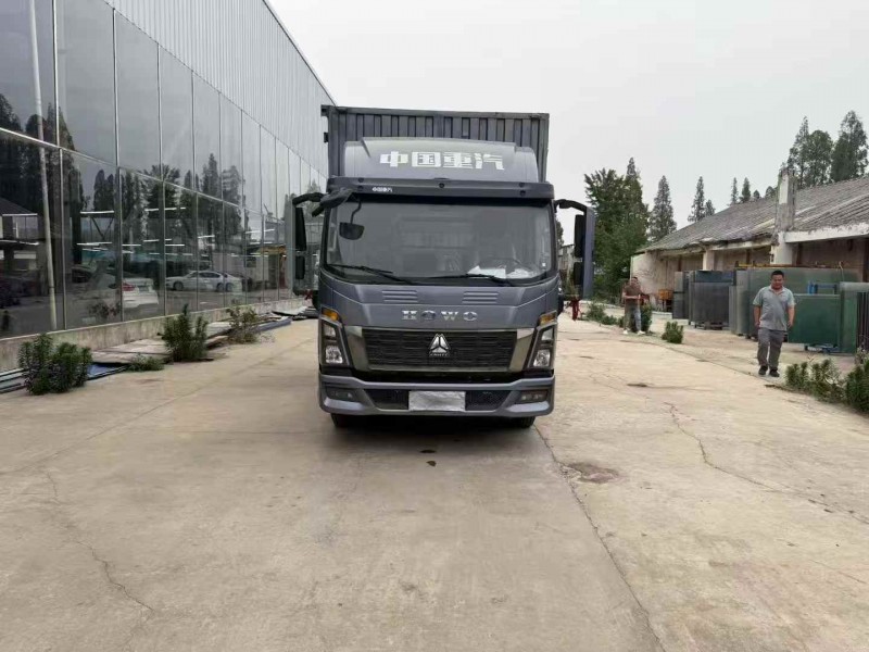 徐州24年卡車系列重汽豪沃1
