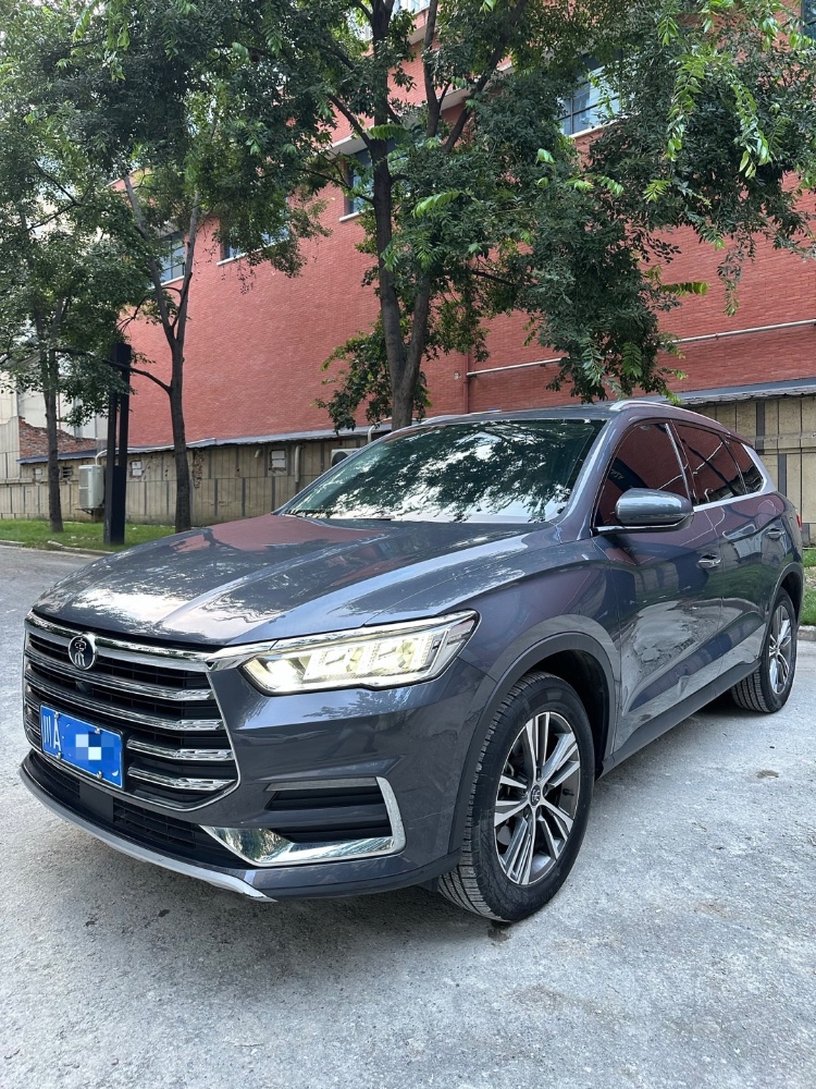 成都20年比亞迪宋3