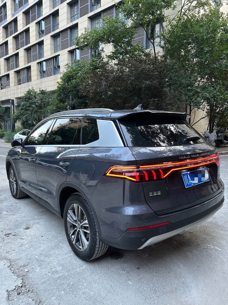 成都20年比亞迪宋7