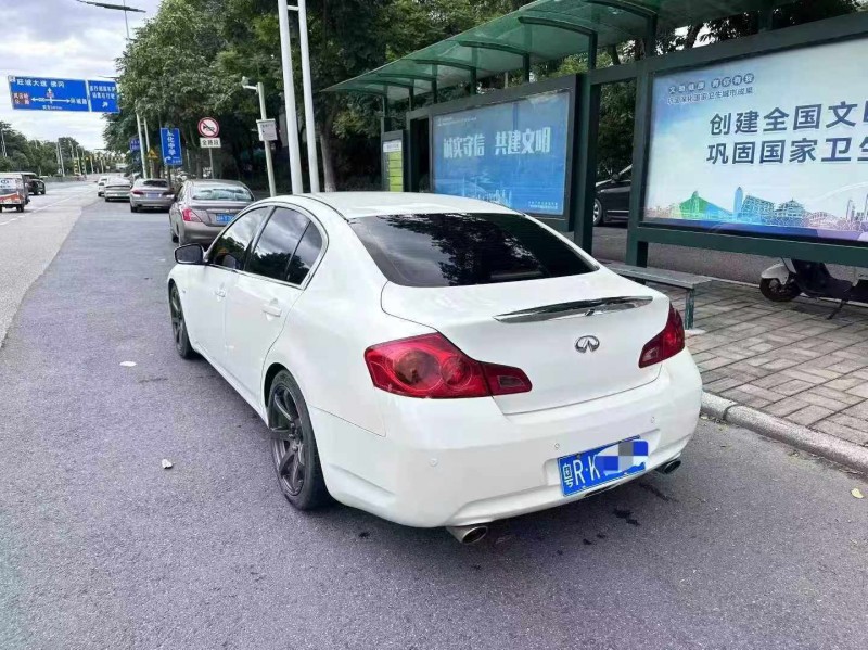 廣州12年英菲尼迪G259