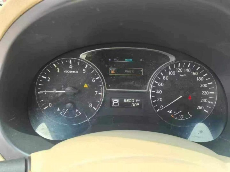 九江18年日产天籁5