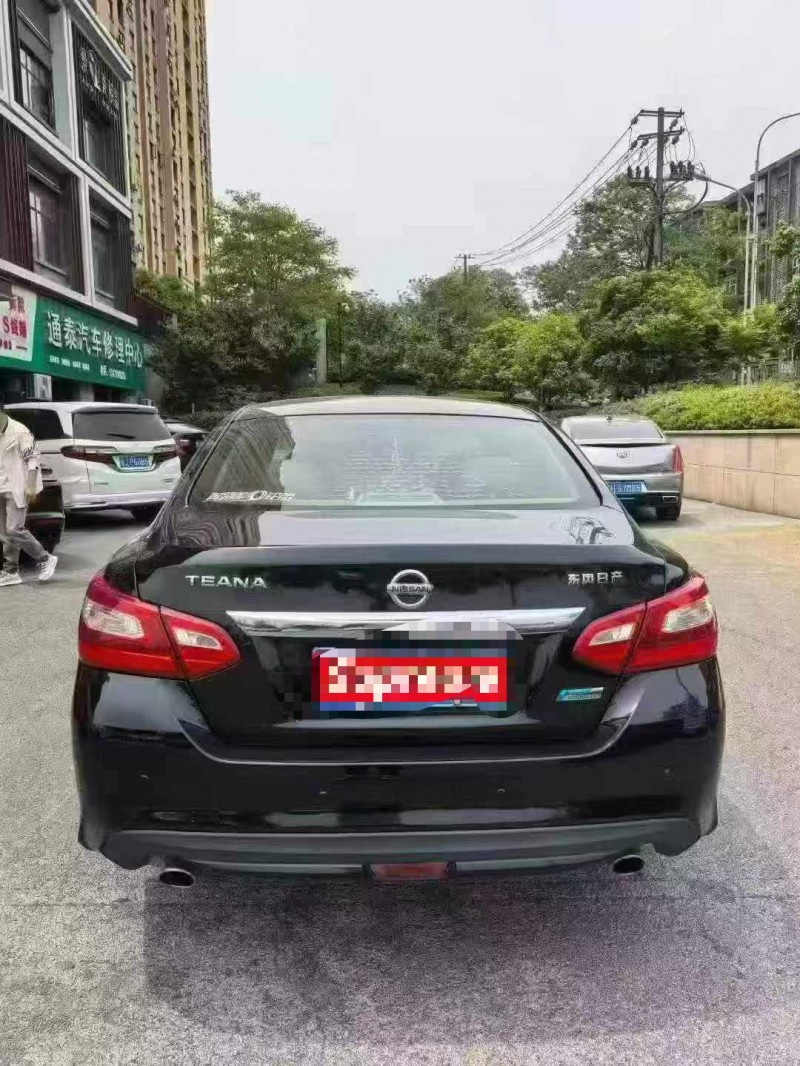 九江18年日产天籁9