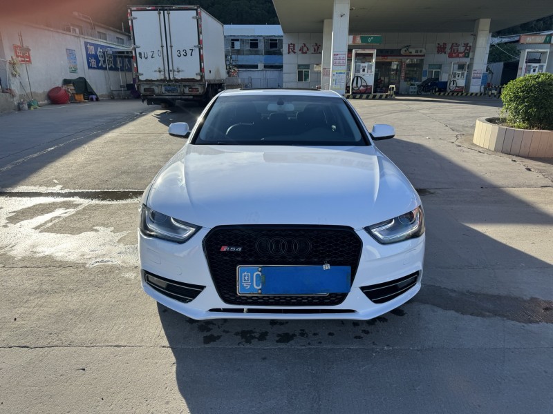 潮州16年奧迪A4L1