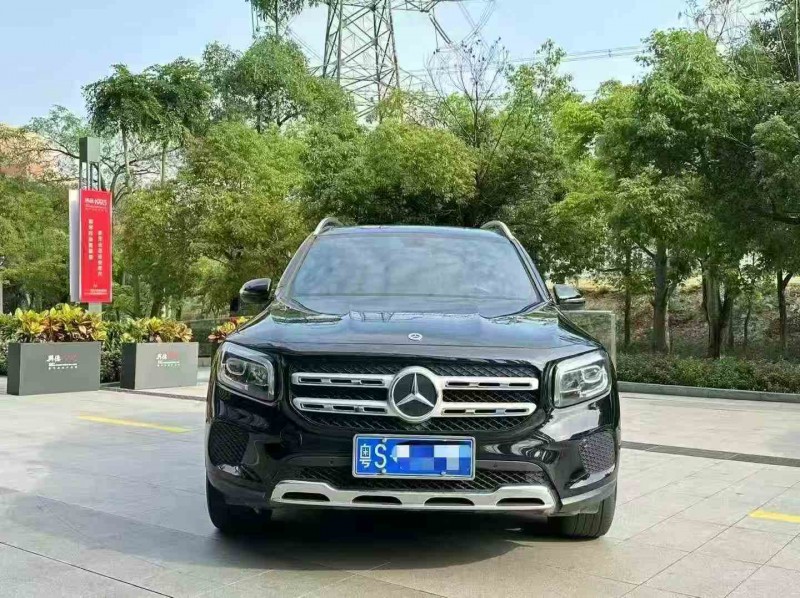 深圳22年奔馳GLB1