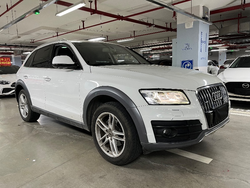 成都18年奥迪Q52