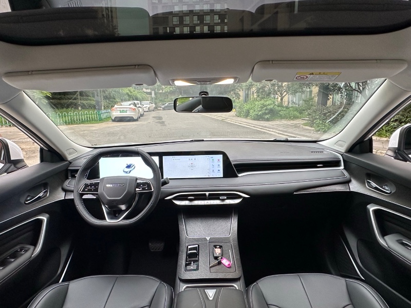 成都25年啟辰大V5