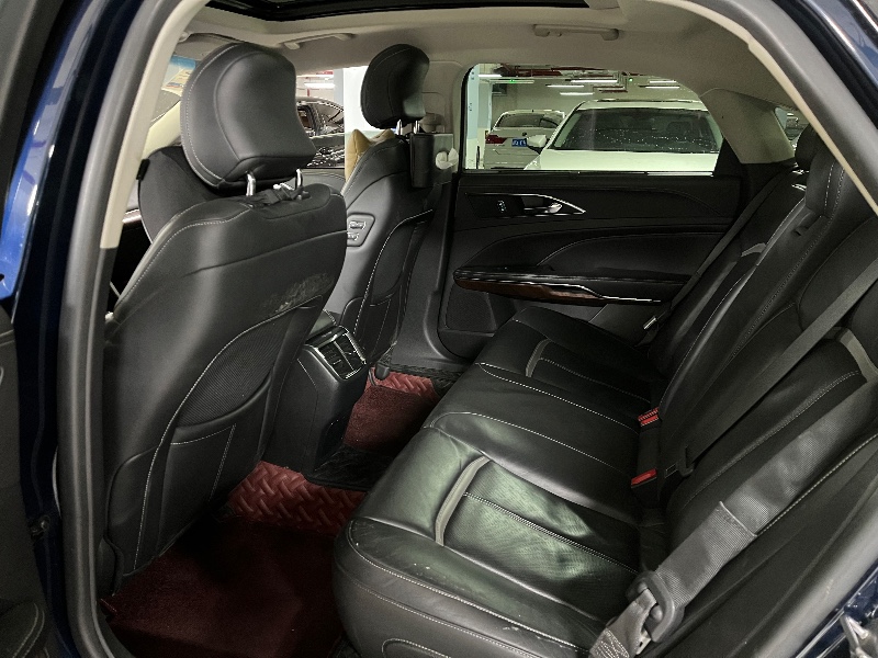 成都17年福特金牛座6